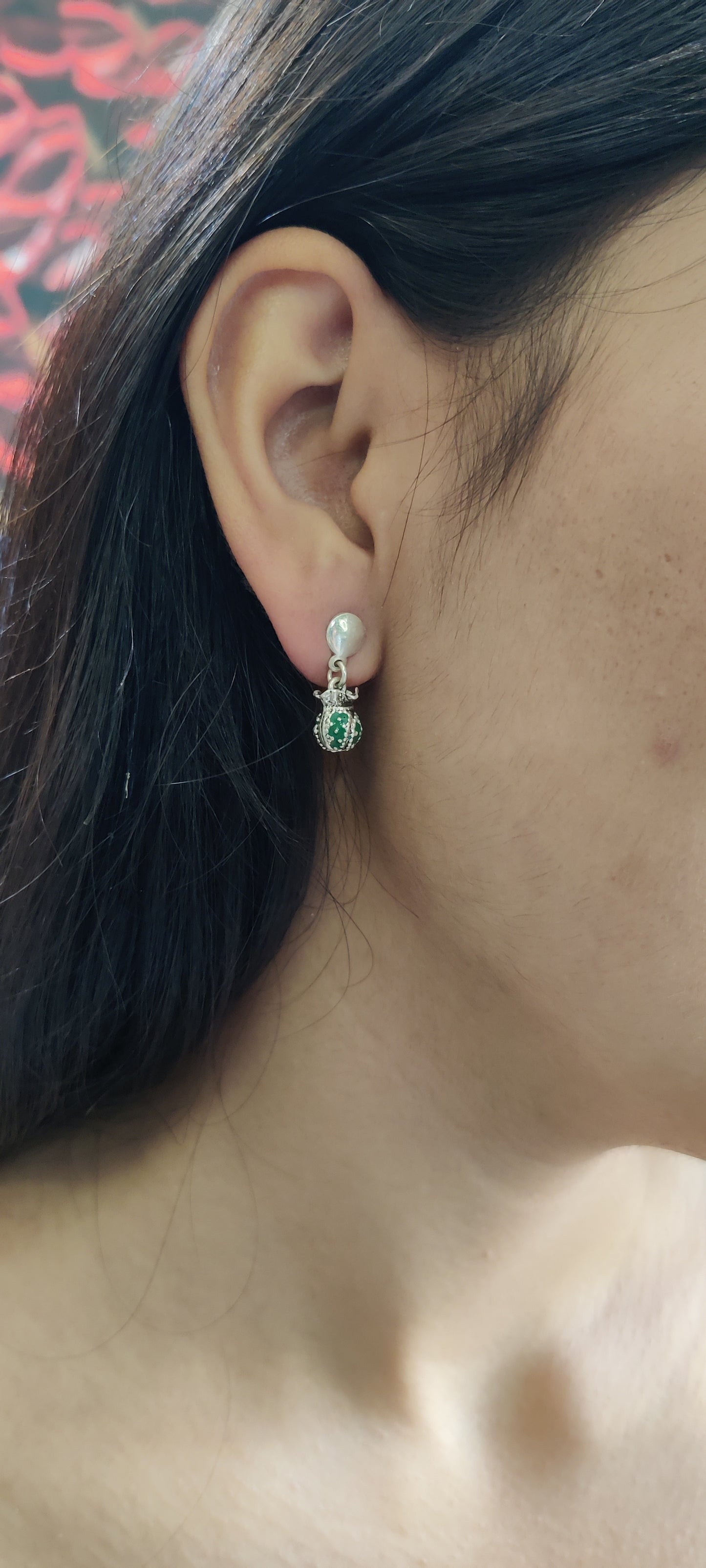 Green Bead Drop Earrings in Pure Silver