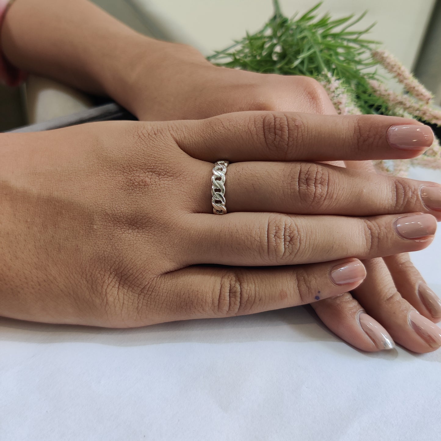 Interlinked Chain Ring Band