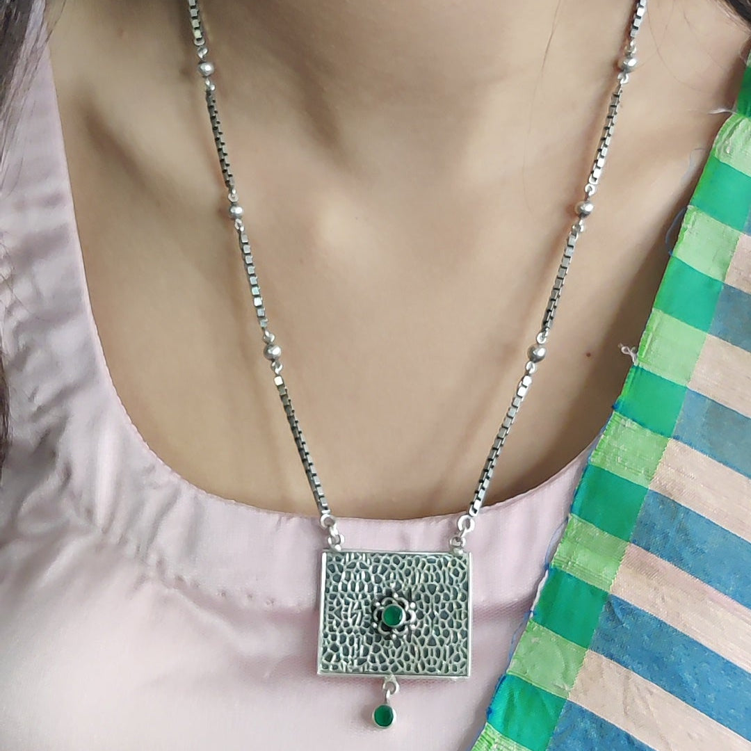 Carved Chitai Work Pendent Chain