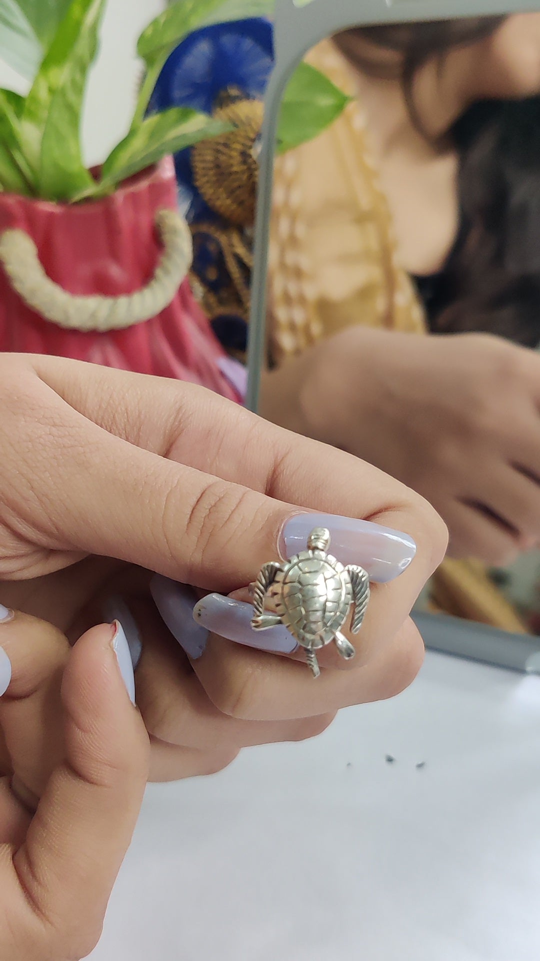 Moving Turtle Ring