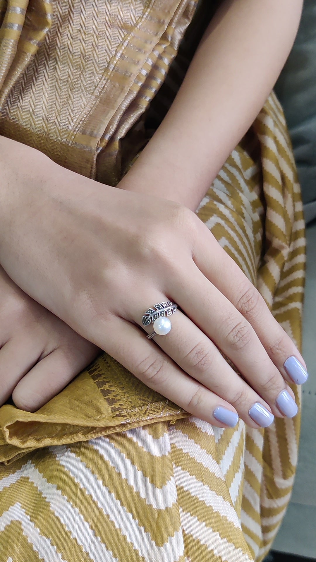 Marcasite Leaf & Pearl Ring