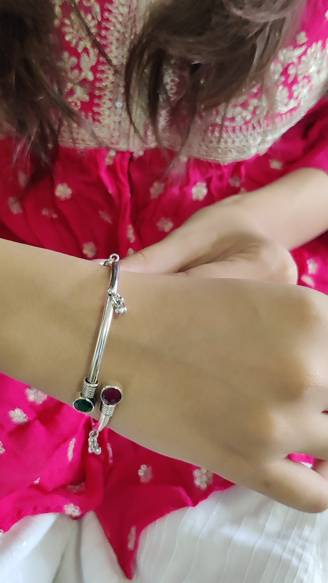 Red in Green Cut Stone Bracelet