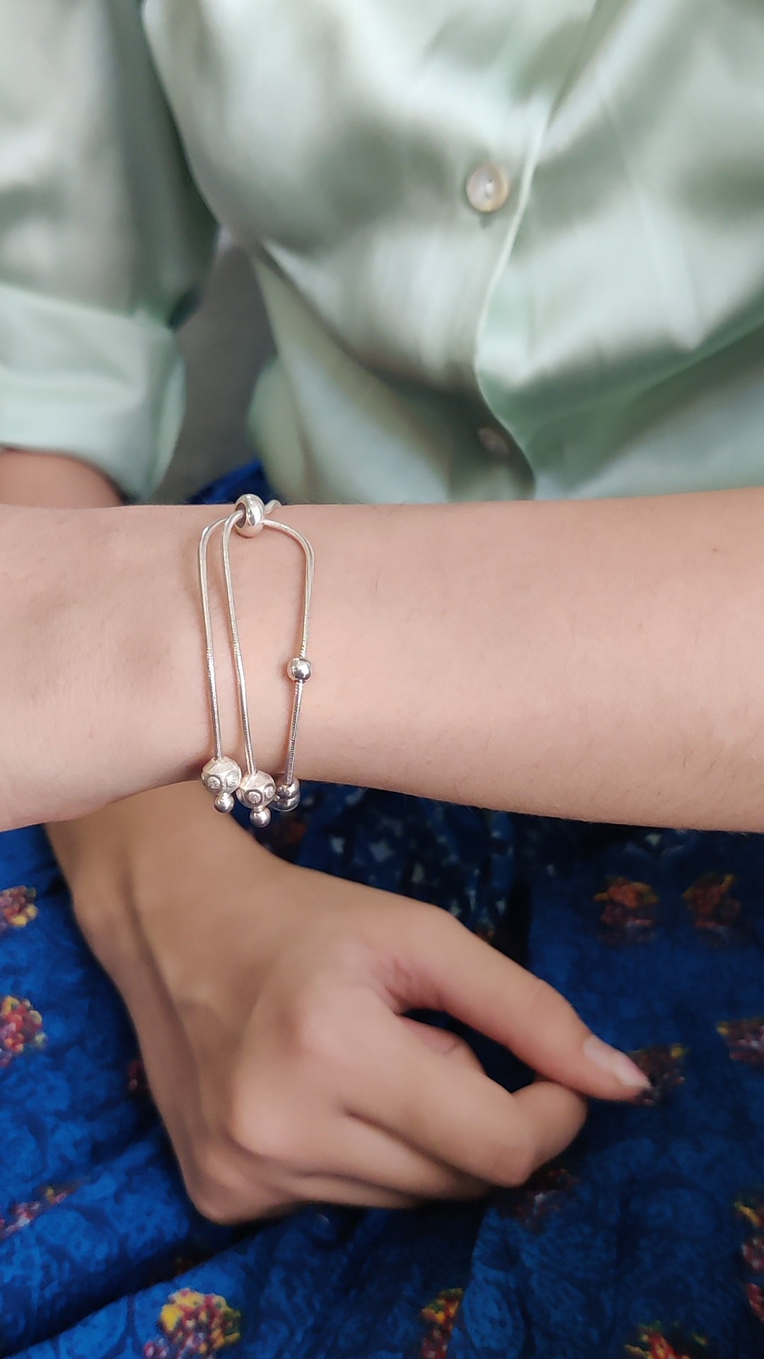 Silver Bracelet with Adjustable Beads