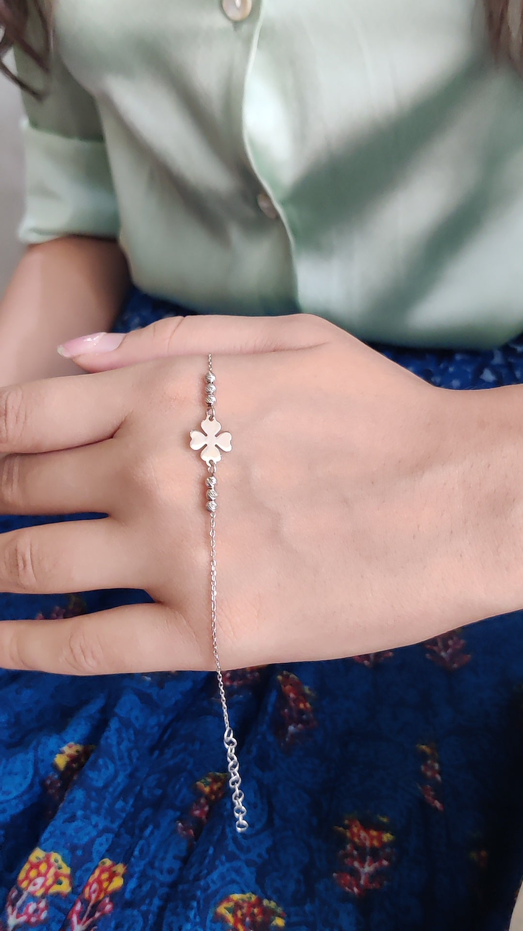 Star Charm Silver Bead Chain Bracelet