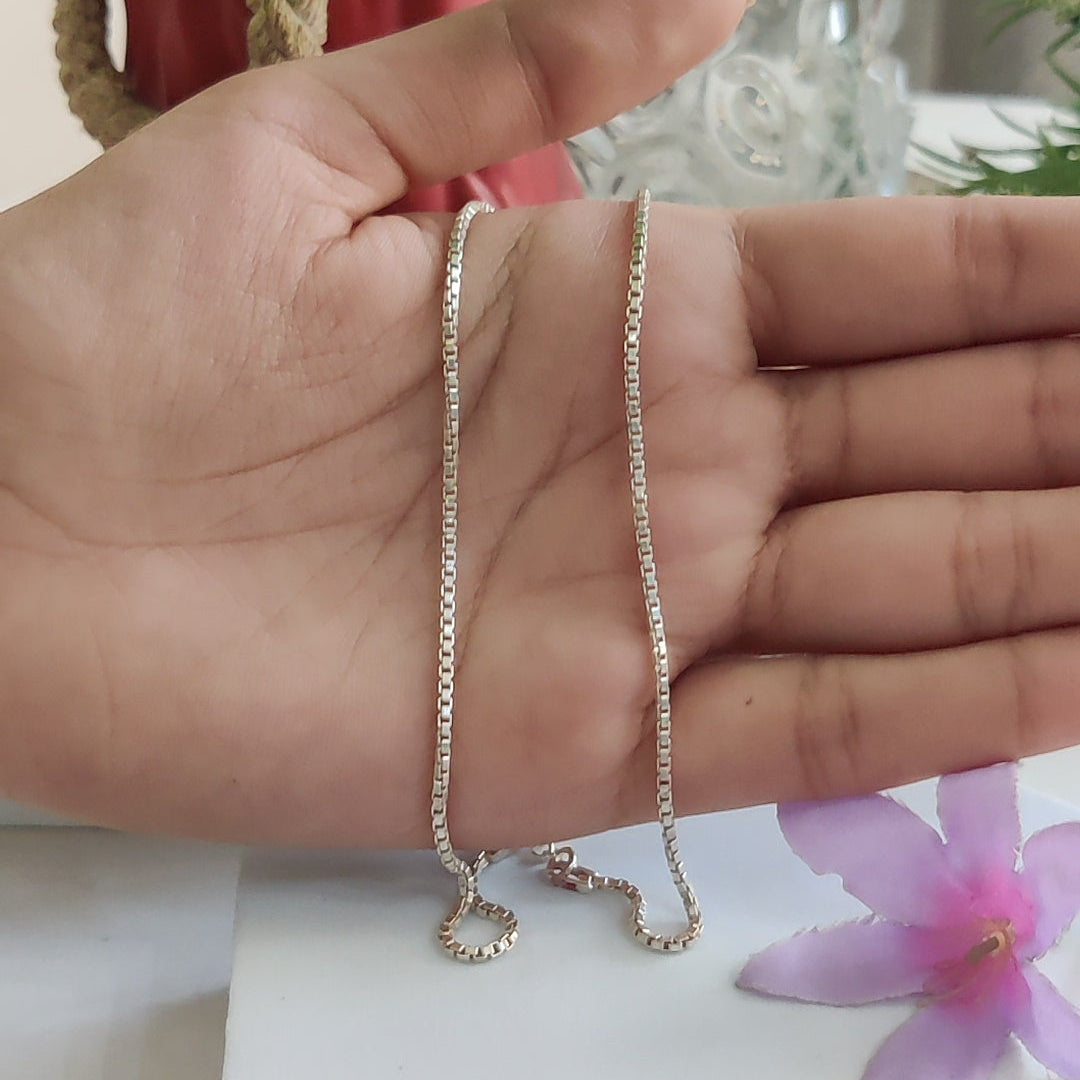 Plain Box Chain Anklet – Simple & Elegant