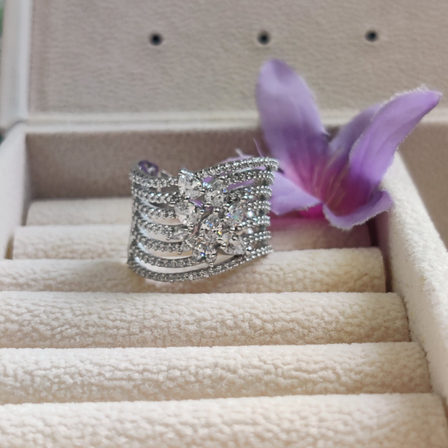 CZ Leaf Grace Cocktail Ring