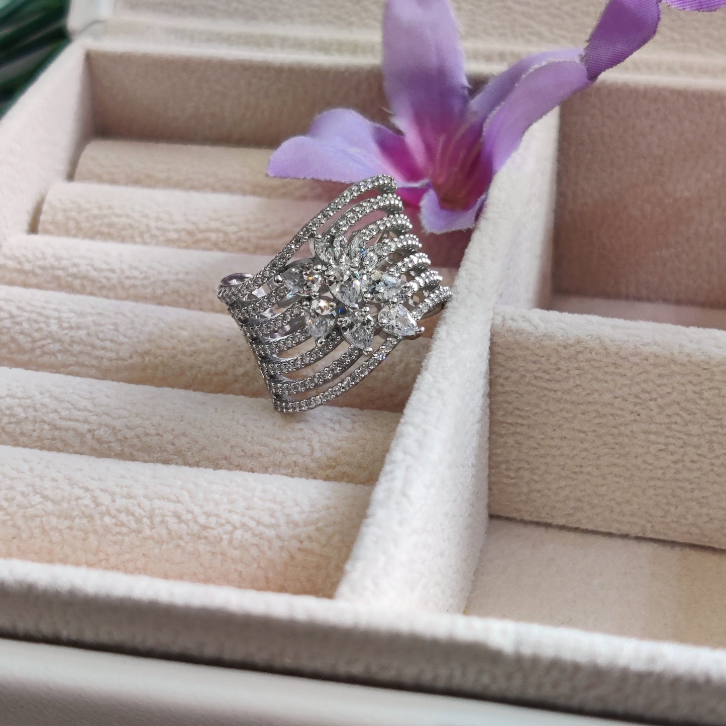 CZ Leaf Grace Cocktail Ring