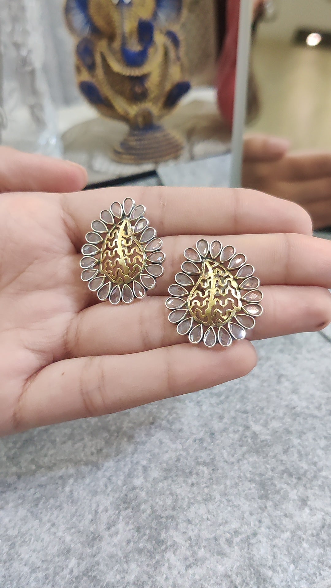 Sunehri Vriksha: Polki Leaf Earrings