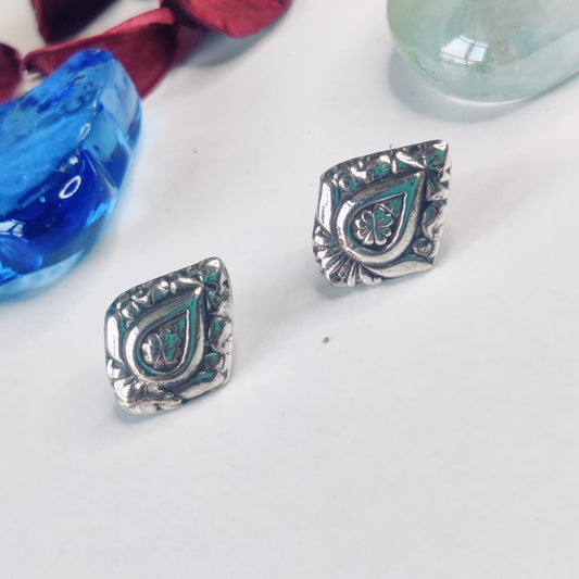 Paisley Motif Silver Stud Earrings