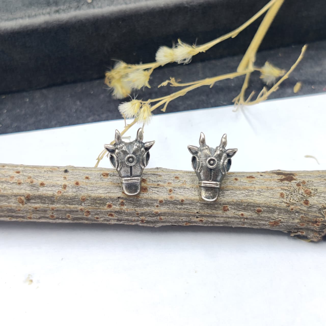 Nandi Stud Earrings – Pure Silver (925)