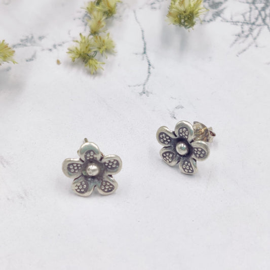 Floral Pure Silver Stud Earrings 🌸