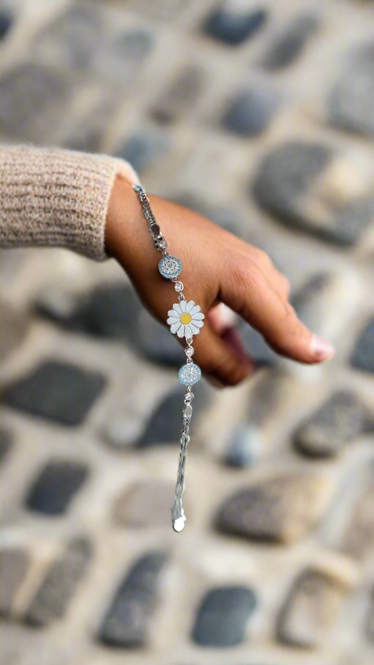 Daisy Delight Bracelet