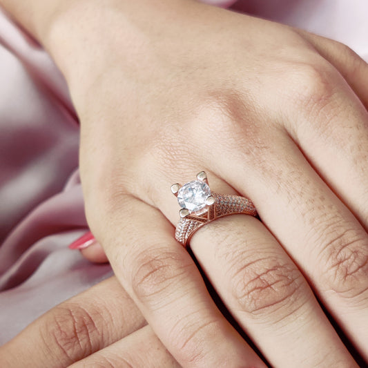 Rosé Radiance Solitaire Ring