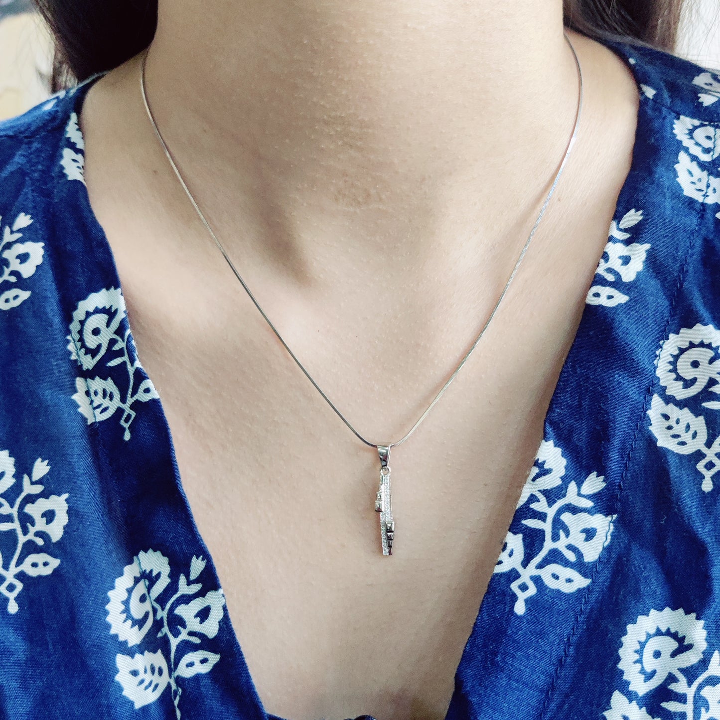 Chic & Stylish Modern Pendant Set with Half Baali