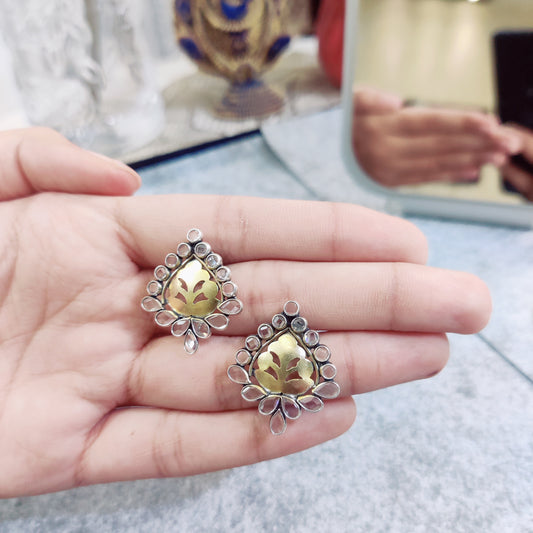 Heeram Leaf: Polki Cutwork Earrings