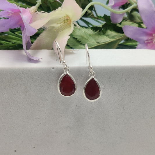 Crimson Teardrop Elegance – Garnet Silver Hook Earrings