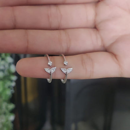 Fish Tale Toe Ring with CZ Stone – Front Open Pure Silver
